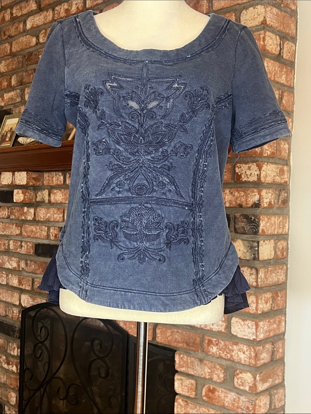 Anthropologie Saturday Sunday Indigo Embroidered Short Sleeve Top